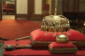 Крупнее: Святая корона Венгерской империи