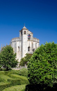portugal-tomar-Templar_Church_and_Garden