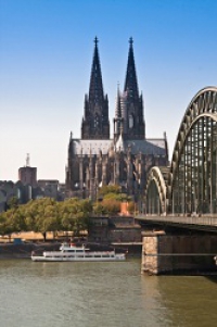 germany-Coeln-Cologne-Main_Cathedral_from_the_River