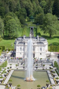 Schloss_Linderhof_Bavaria_Germany