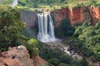 South_Africa-Waterfall_in_Mpumalanga
